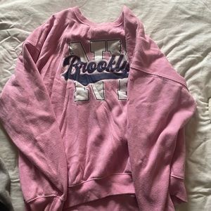 Urban Behaviour pink crewneck
